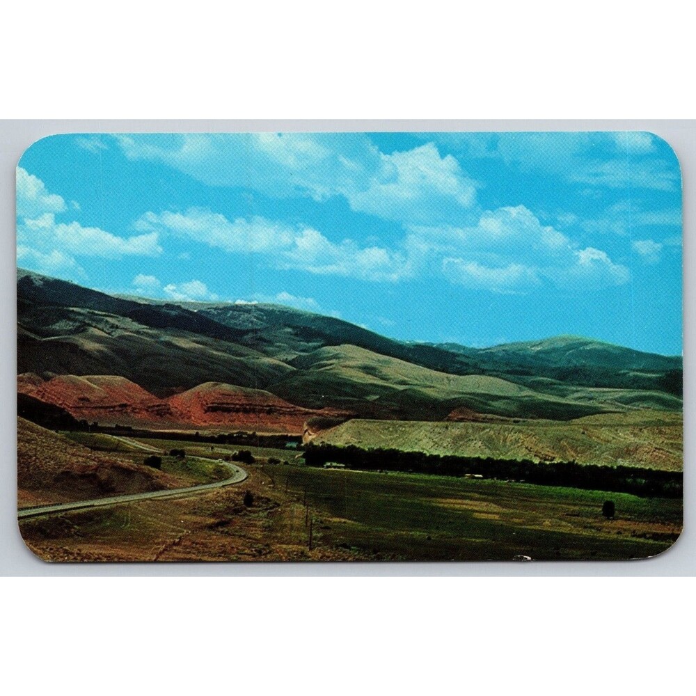 Vintage Postcard Red Rock Country Wind River Valley US287 Dubois Wyoming WY